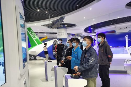 探索科學碩果，爭做科技先鋒——電氣學院學生黨支部主題黨日活動聚焦計算機技術前沿